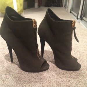 Giuseppe Zanotti Dark Grey Suede Booties